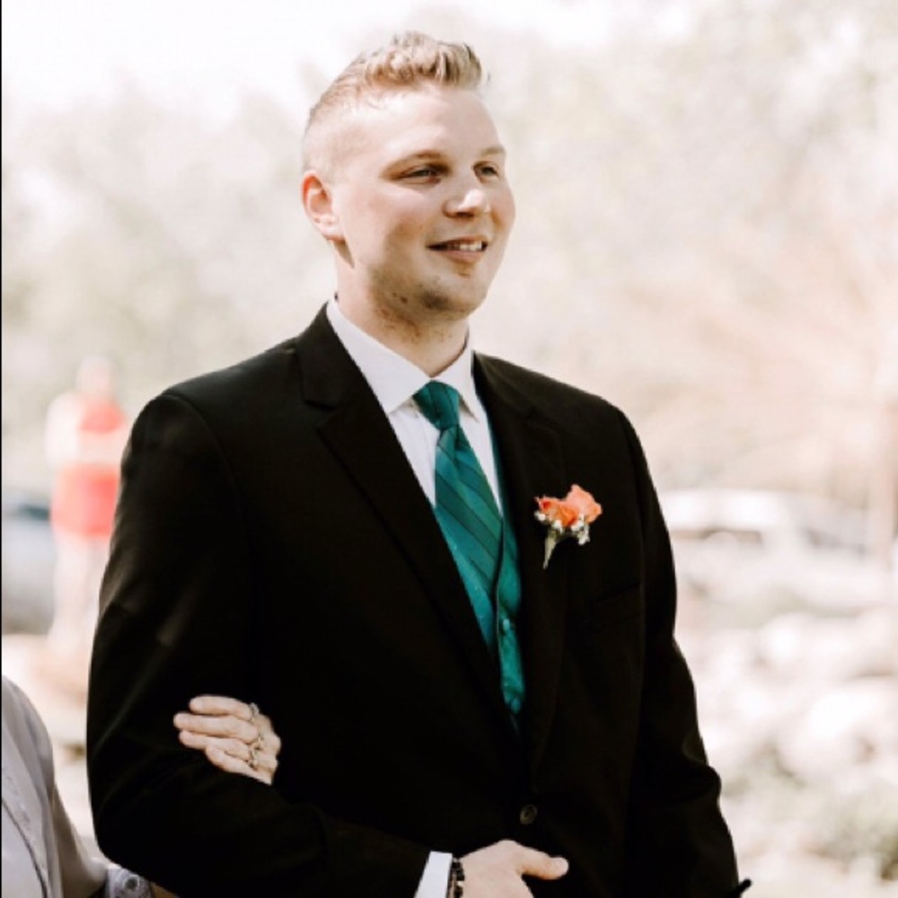 Meet your Posher, Taylor